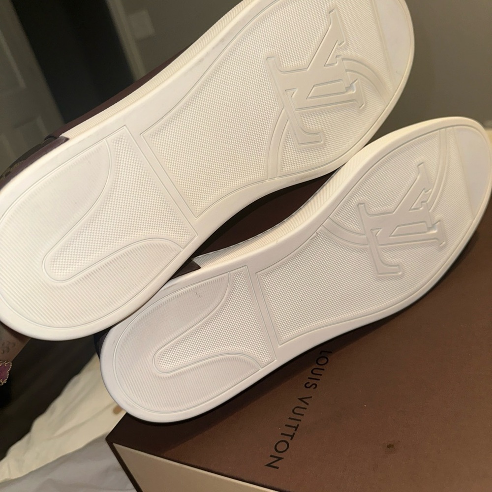Louis Vuitton Brown and Gold Sneakers - Picture 9 of 10